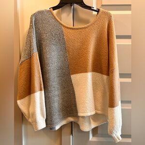 Cozy Colorblock Women’s Sweater in Camel, Grey & Cream (size small/medium)